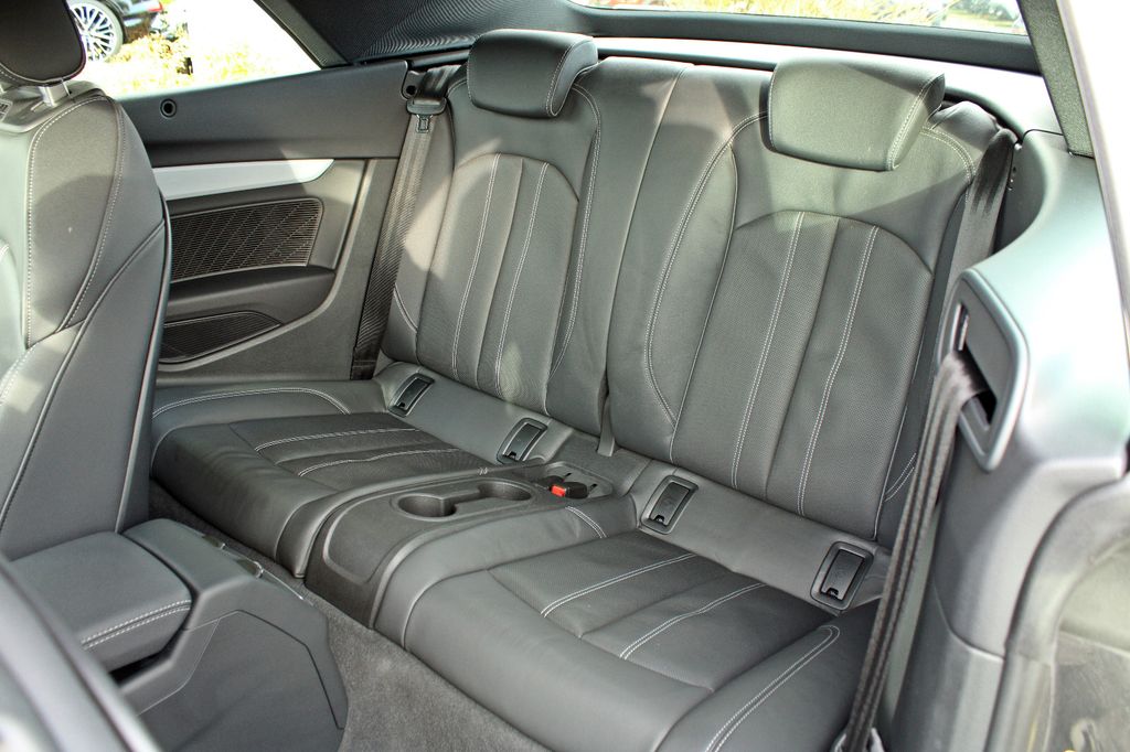 Audi S5 2024