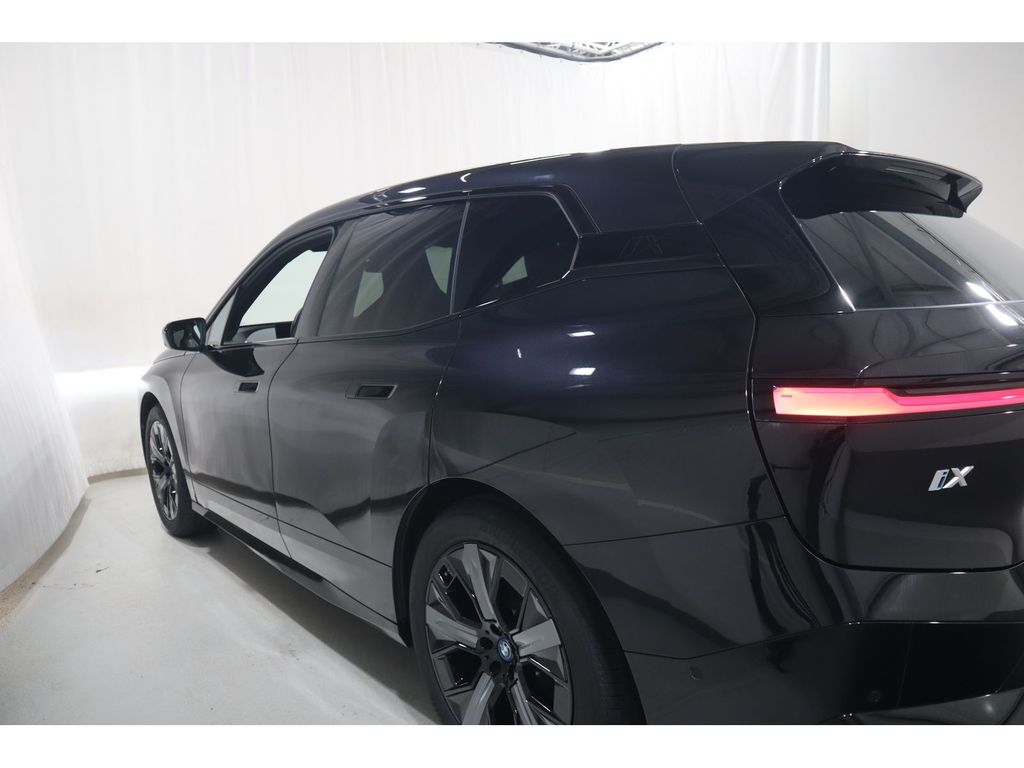BMW iX 2022