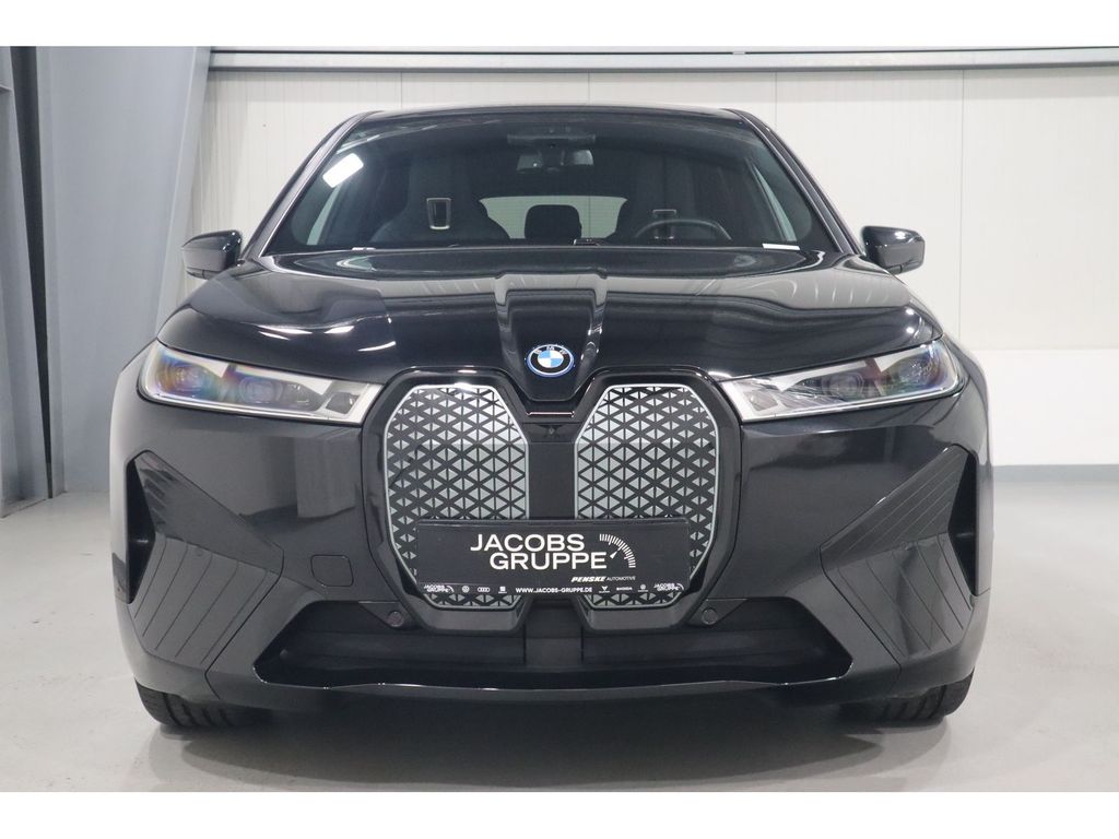 BMW iX 2022