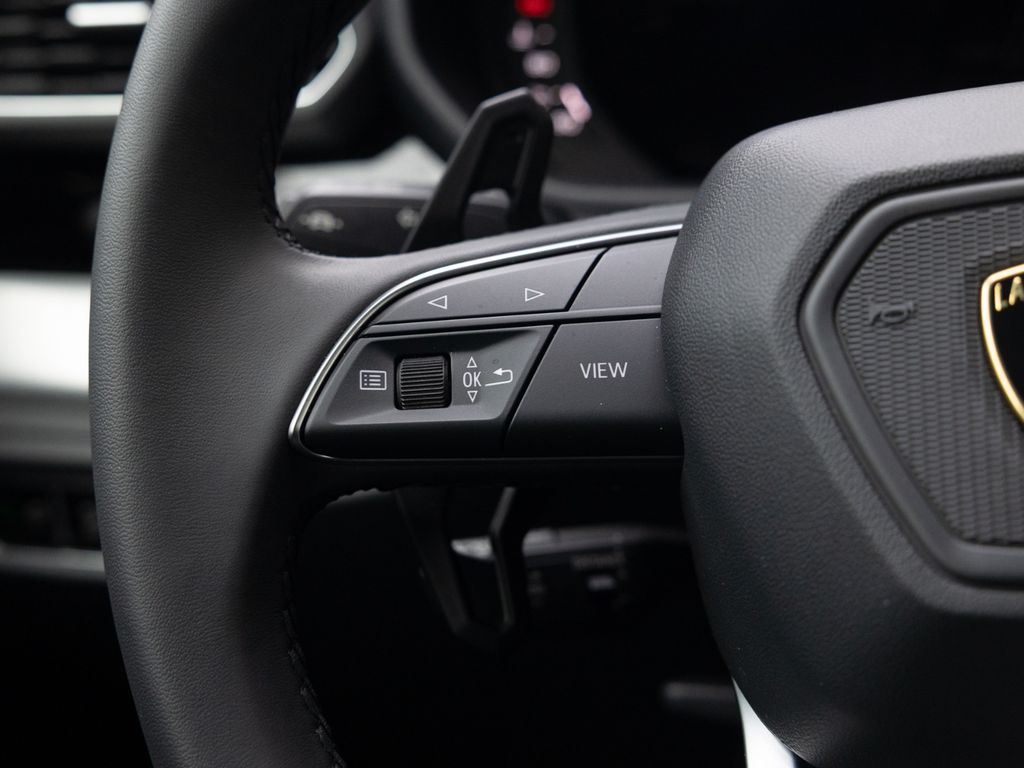 Lamborghini Urus 2025