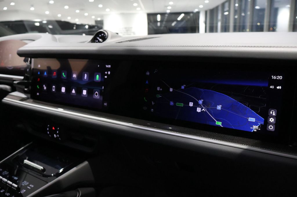 Porsche Cayenne 2025