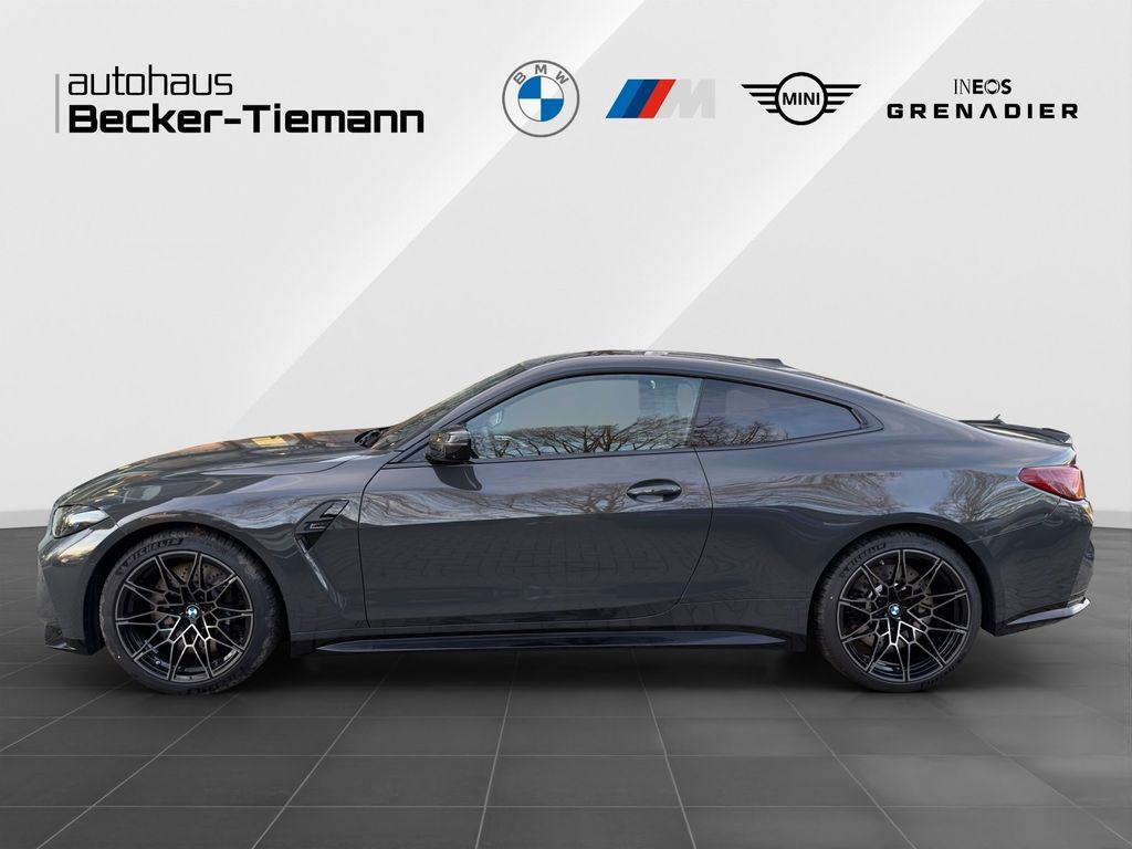 BMW M4 2025