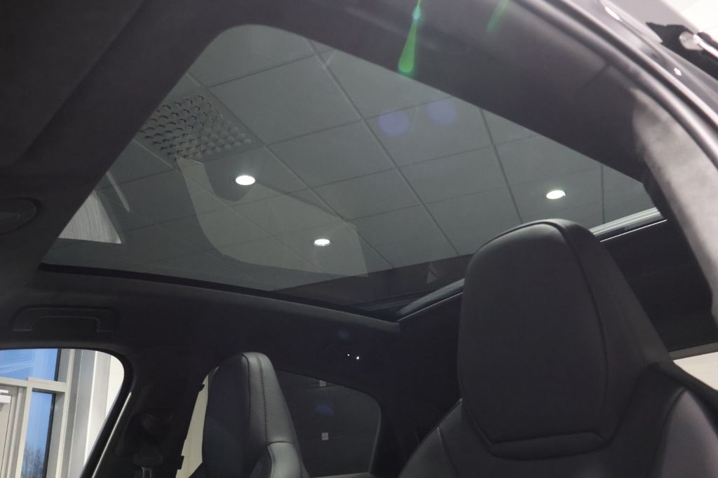 Porsche Cayenne 2025