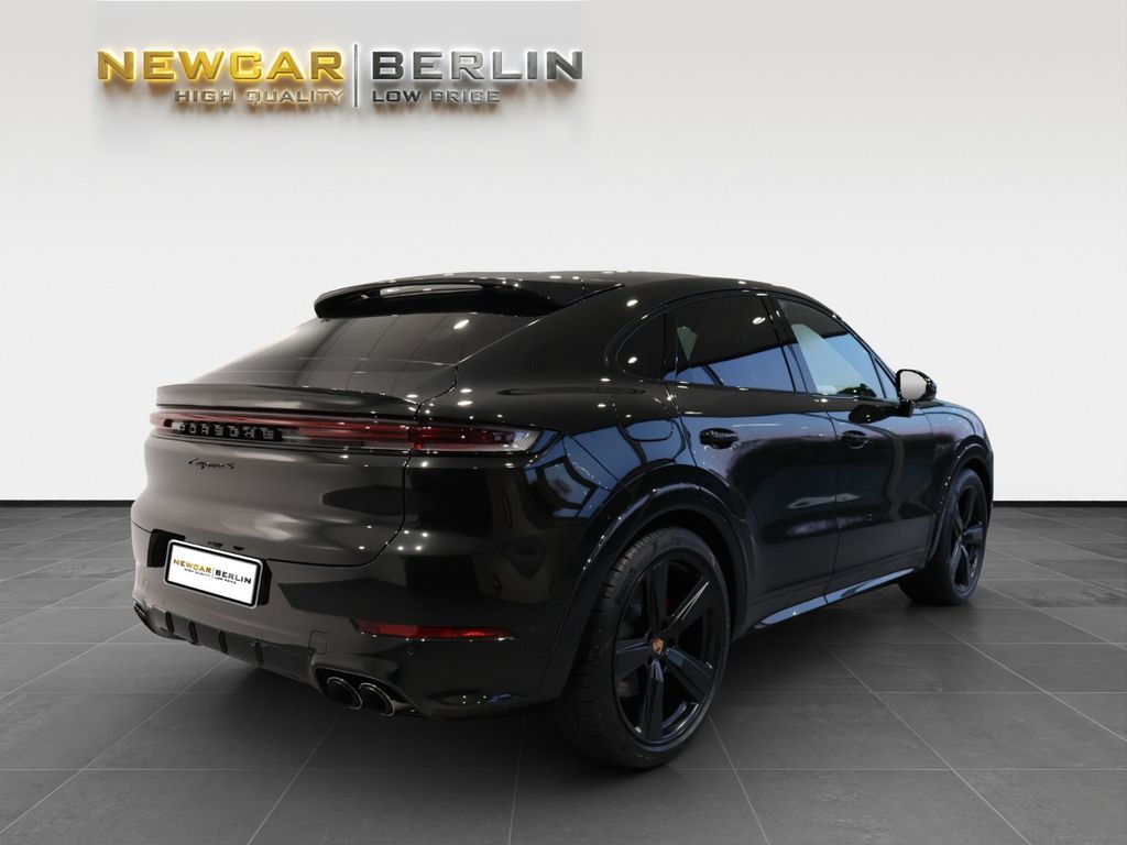 Porsche Cayenne 2025