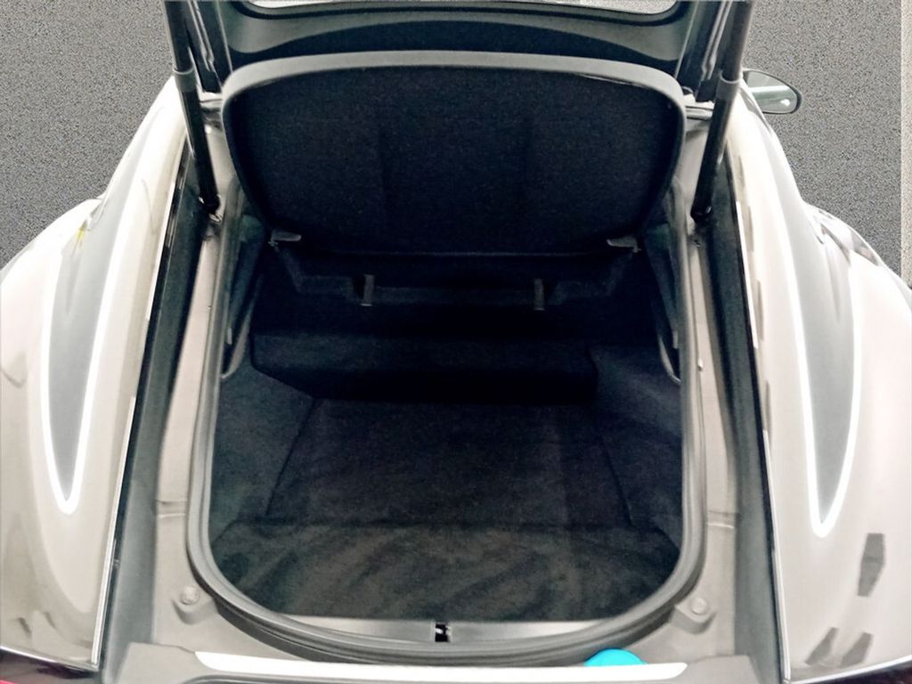 Jaguar F-Type 2024