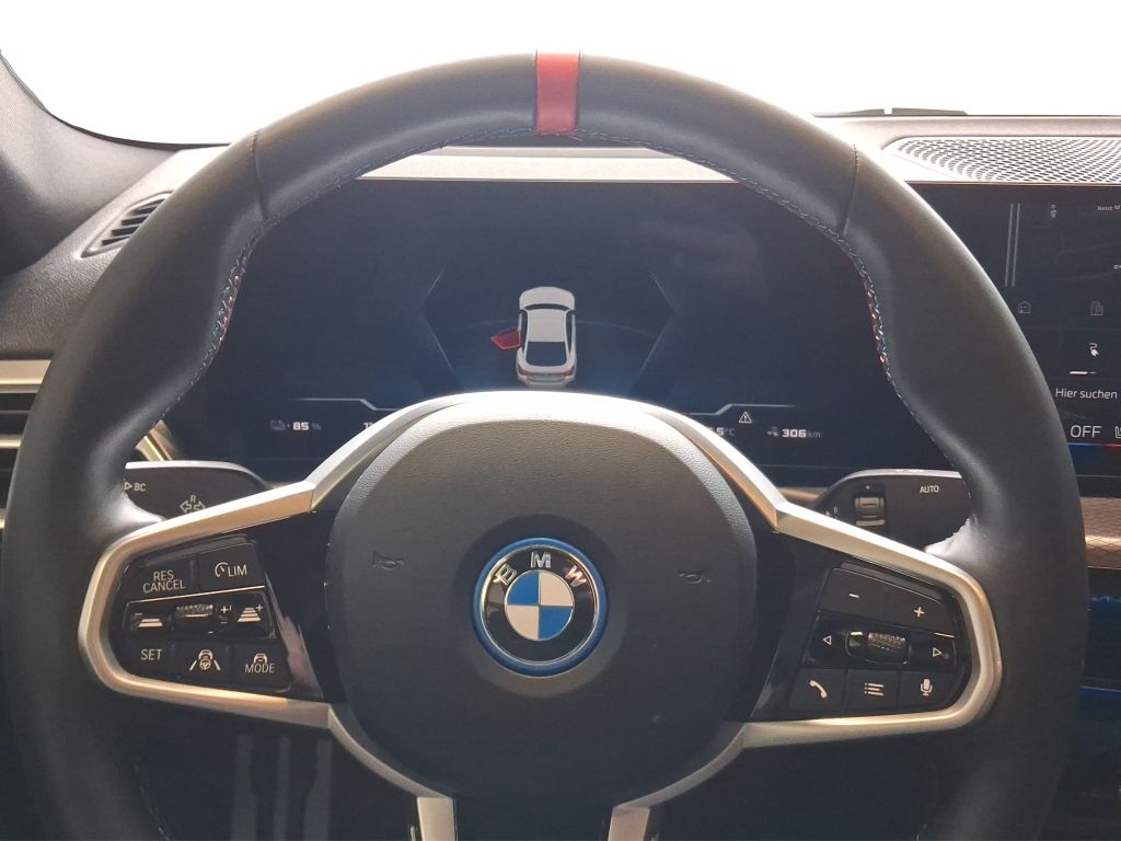 BMW i4 2025
