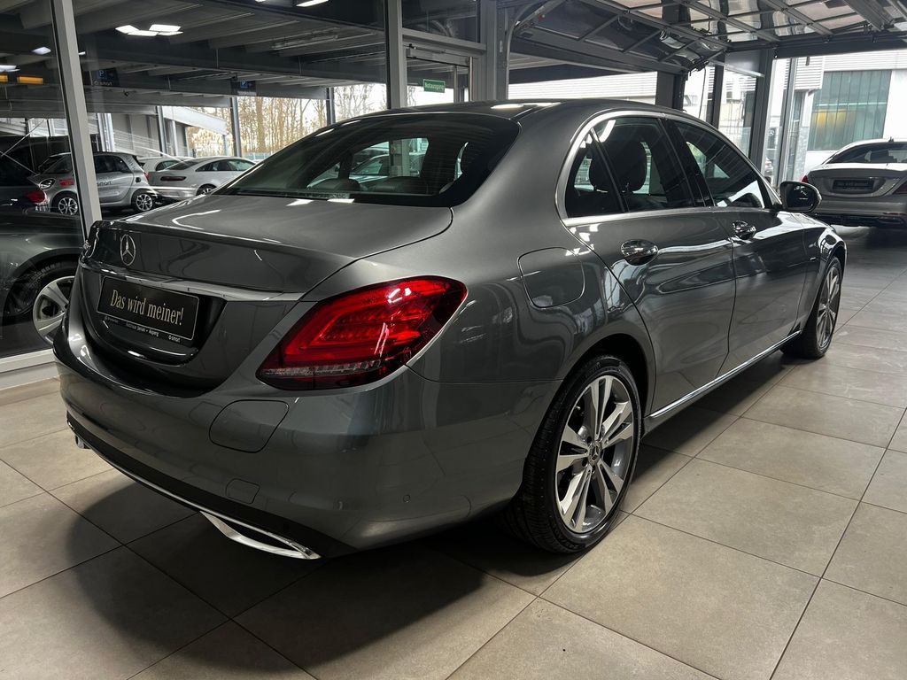 Mercedes-Benz C 300 2020