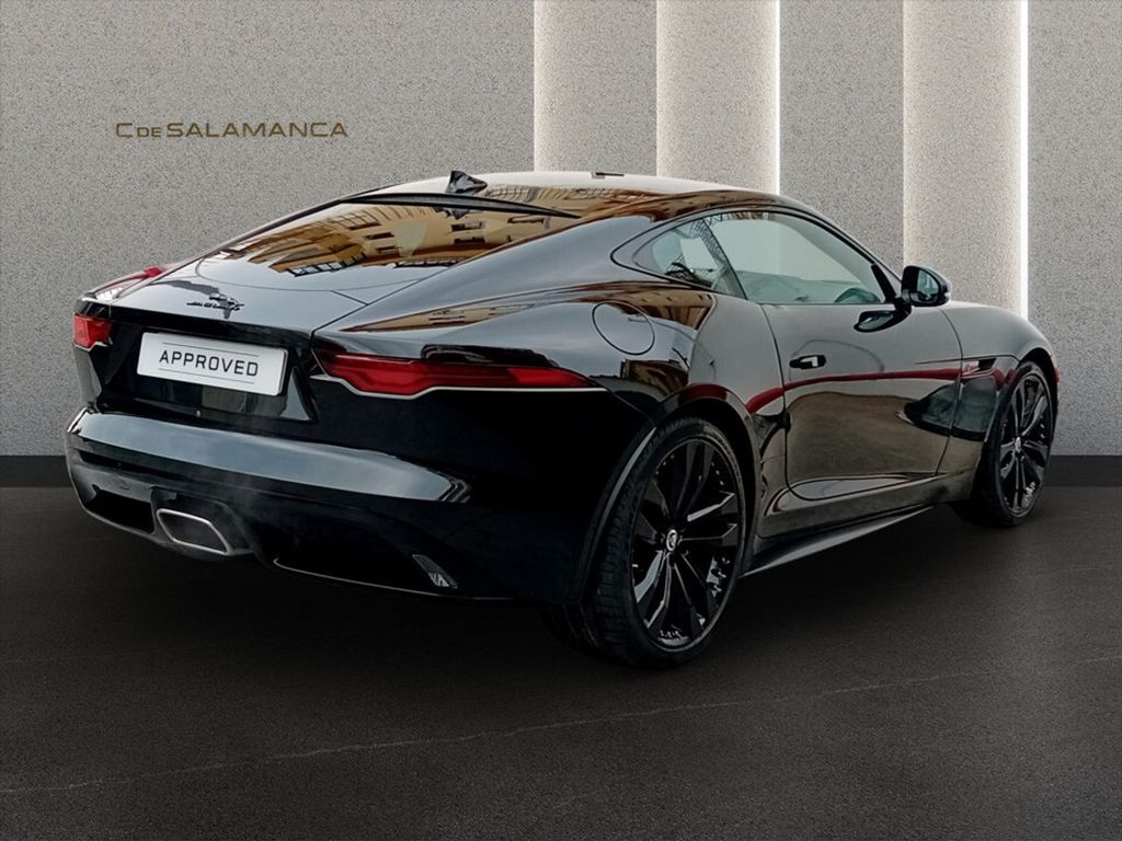Jaguar F-Type 2024