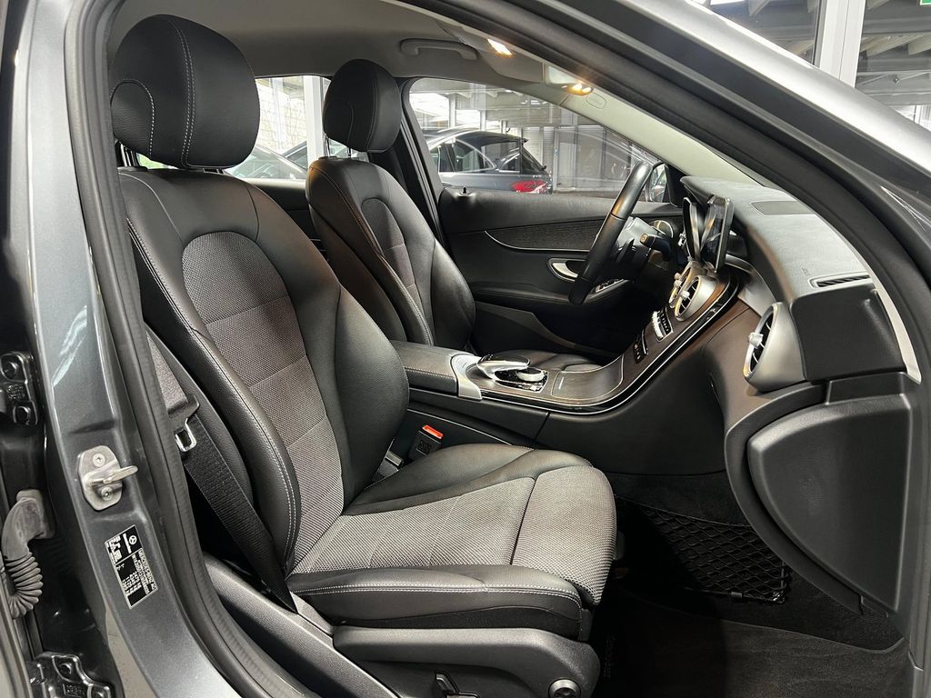 Mercedes-Benz C 300 2020