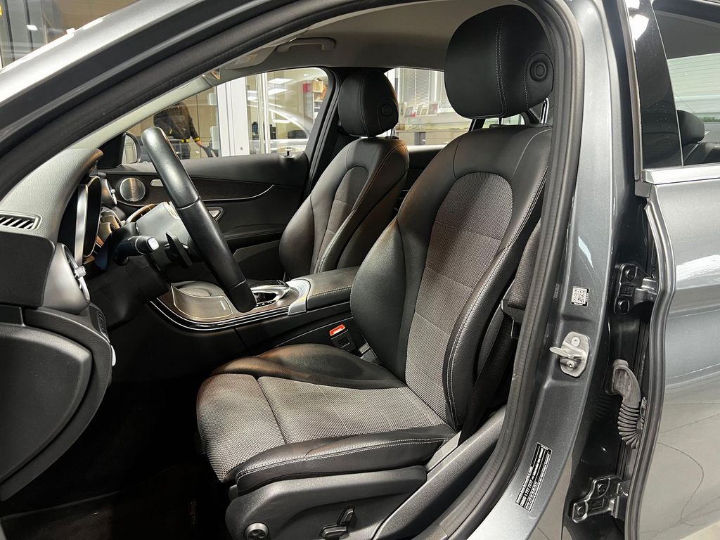 Mercedes-Benz C 300 2020