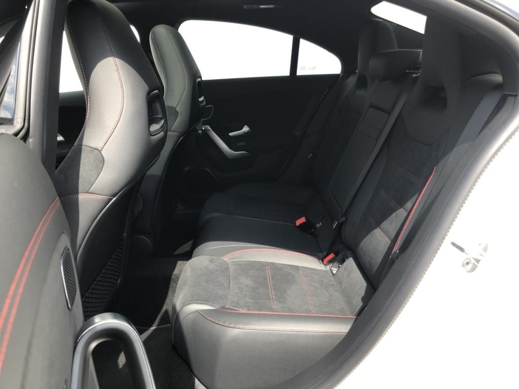 Mercedes-Benz CLA 220 2024