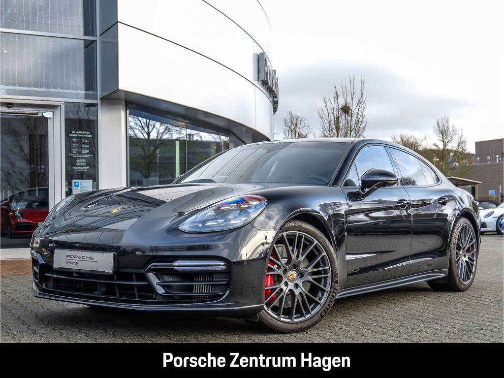 Porsche Panamera 2022