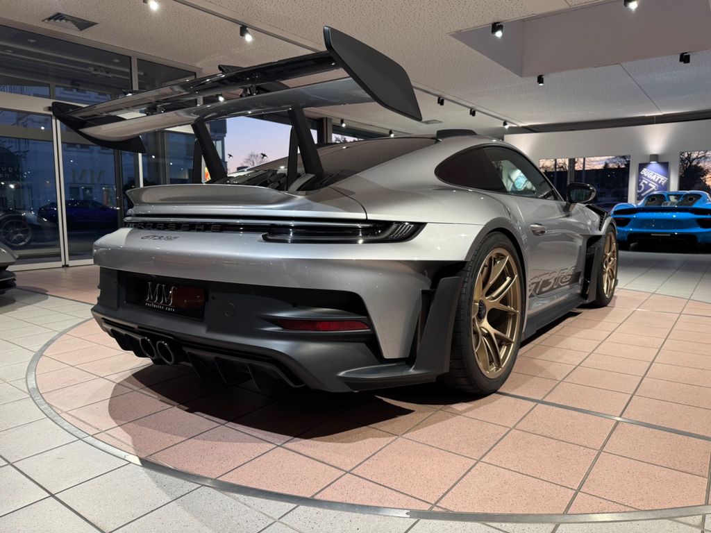 Porsche 992 2023