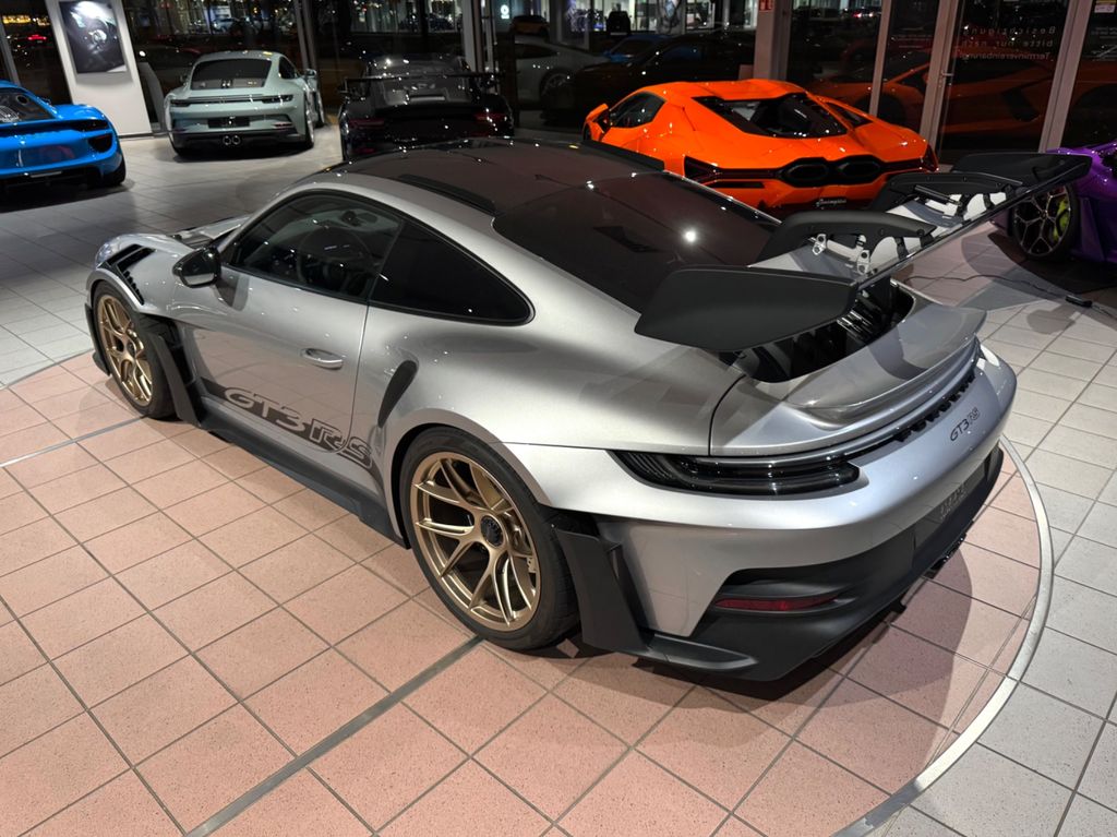 Porsche 992 2023