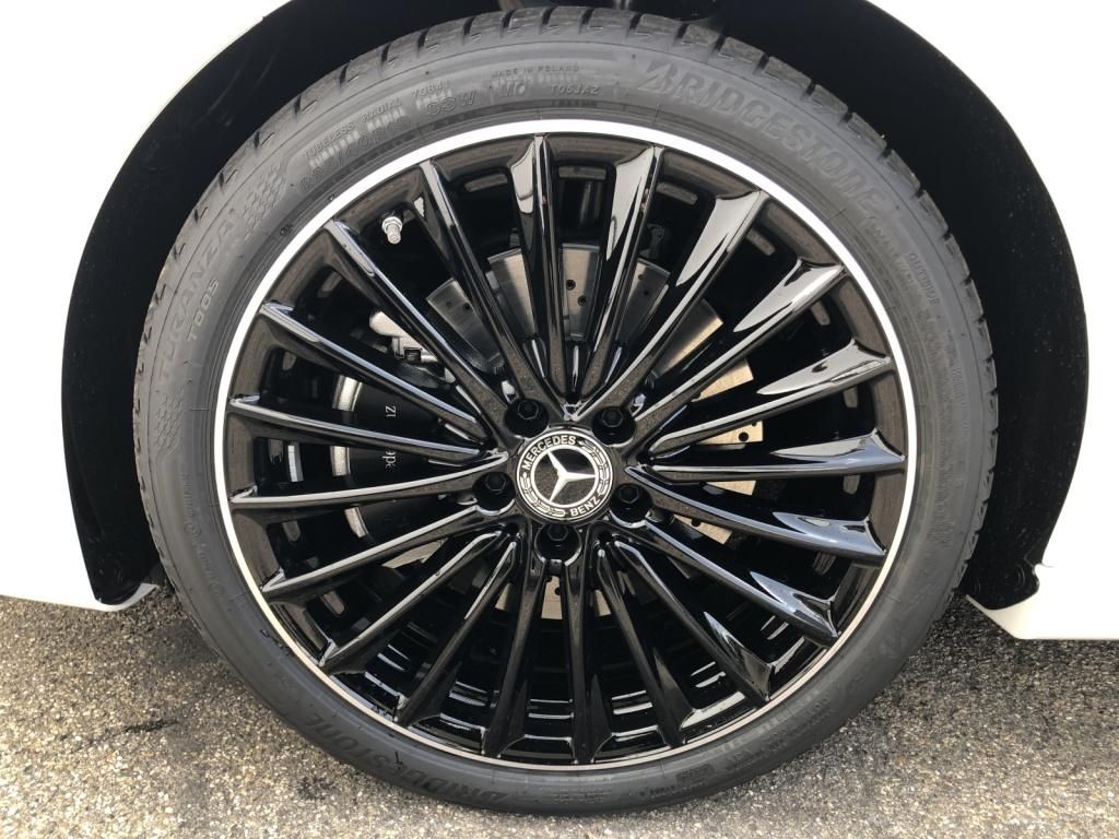 Mercedes-Benz CLA 220 2024