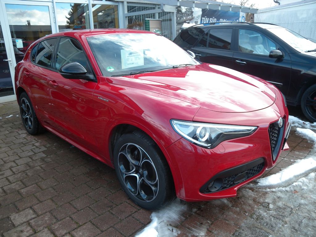 Alfa Romeo Stelvio 2023