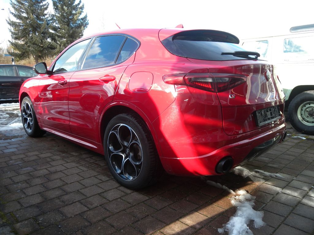 Alfa Romeo Stelvio 2023