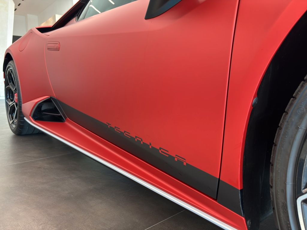 Lamborghini Huracán 2025