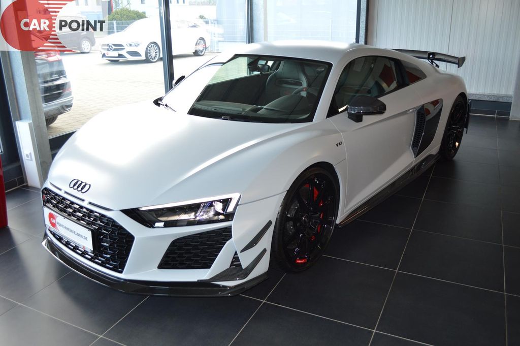 Audi R8 2025