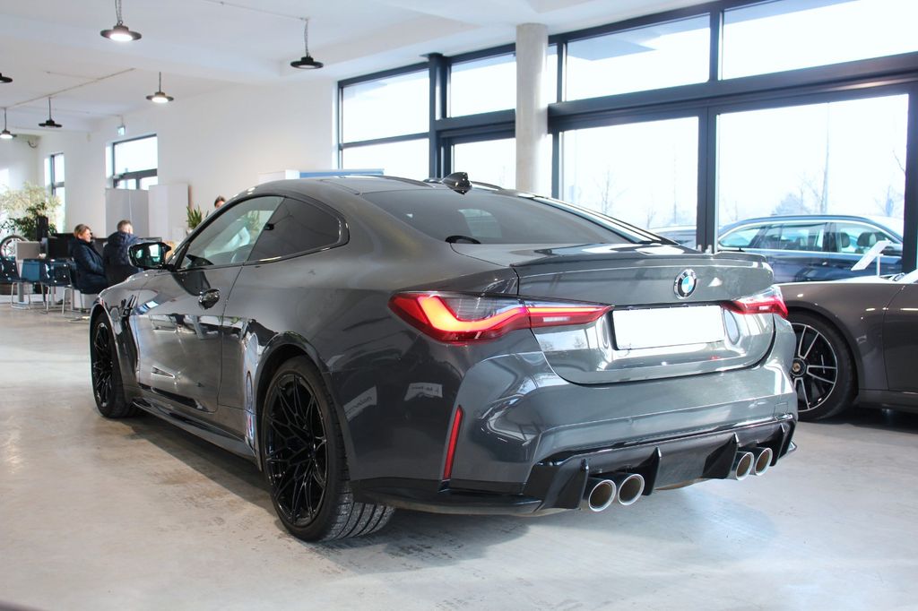 BMW M4 2022