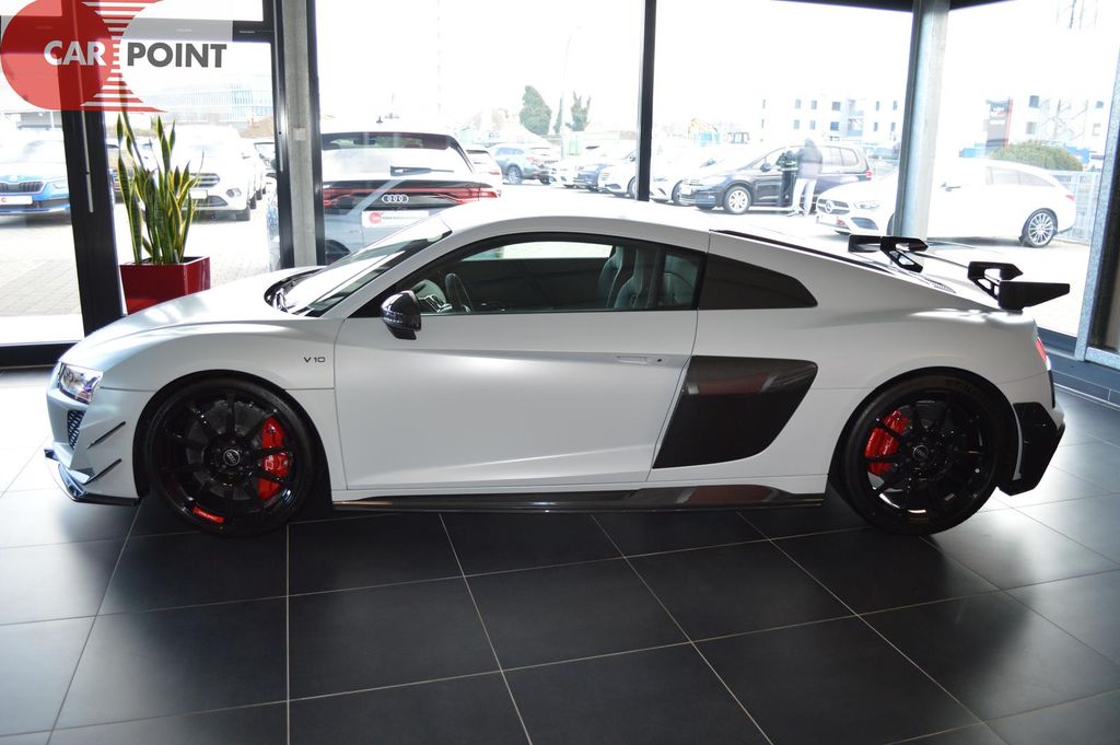 Audi R8 2025