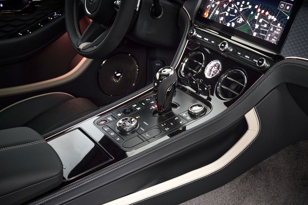 Bentley Continental GT 2025