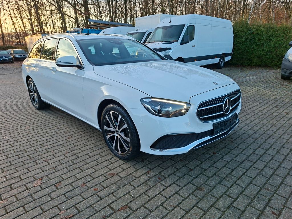 Mercedes-Benz E 300 2022
