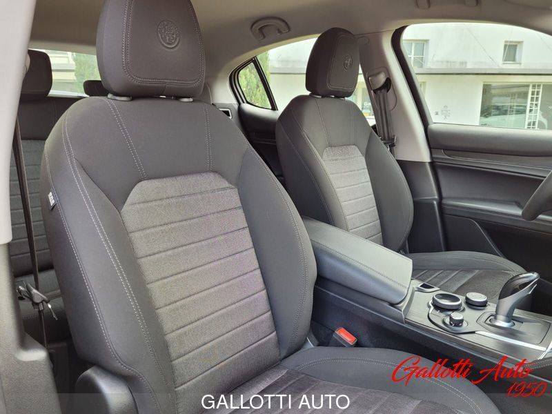 Alfa Romeo Stelvio 2017