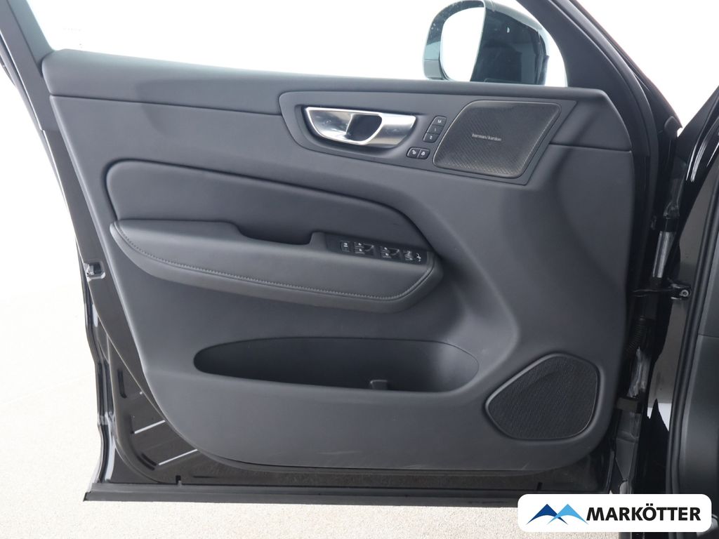Volvo XC60 2025