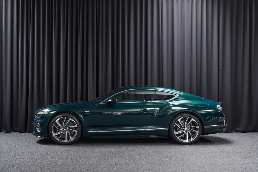 Bentley Continental GT 2025