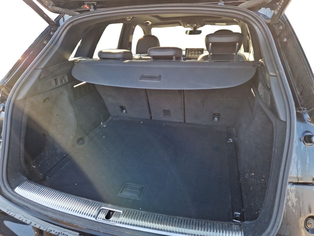 Audi SQ5 2023