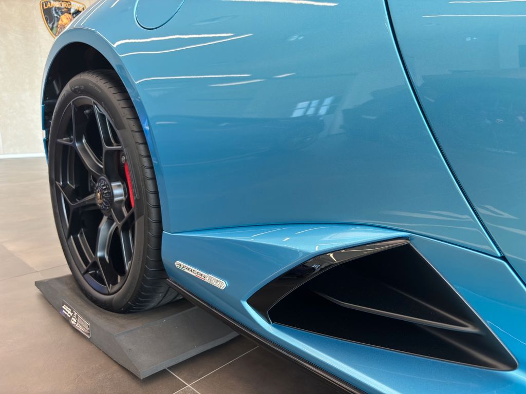 Lamborghini Huracán 2023