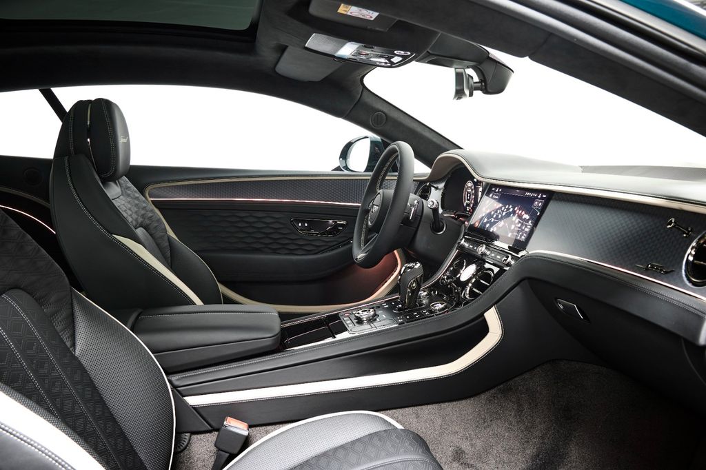 Bentley Continental GT 2025