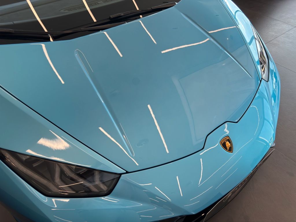 Lamborghini Huracán 2023
