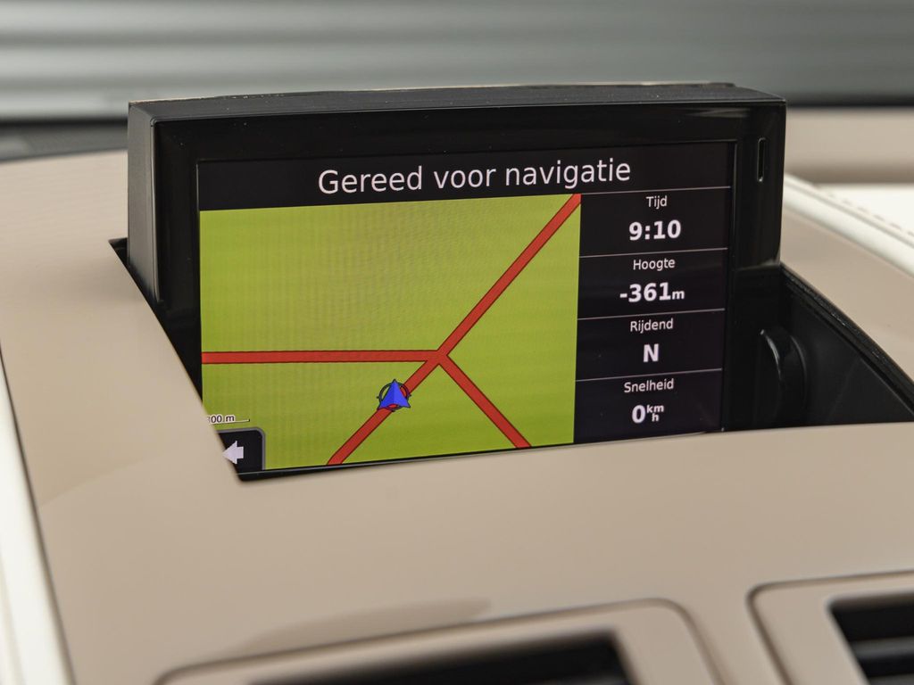 Aston Martin Lagonda 2015