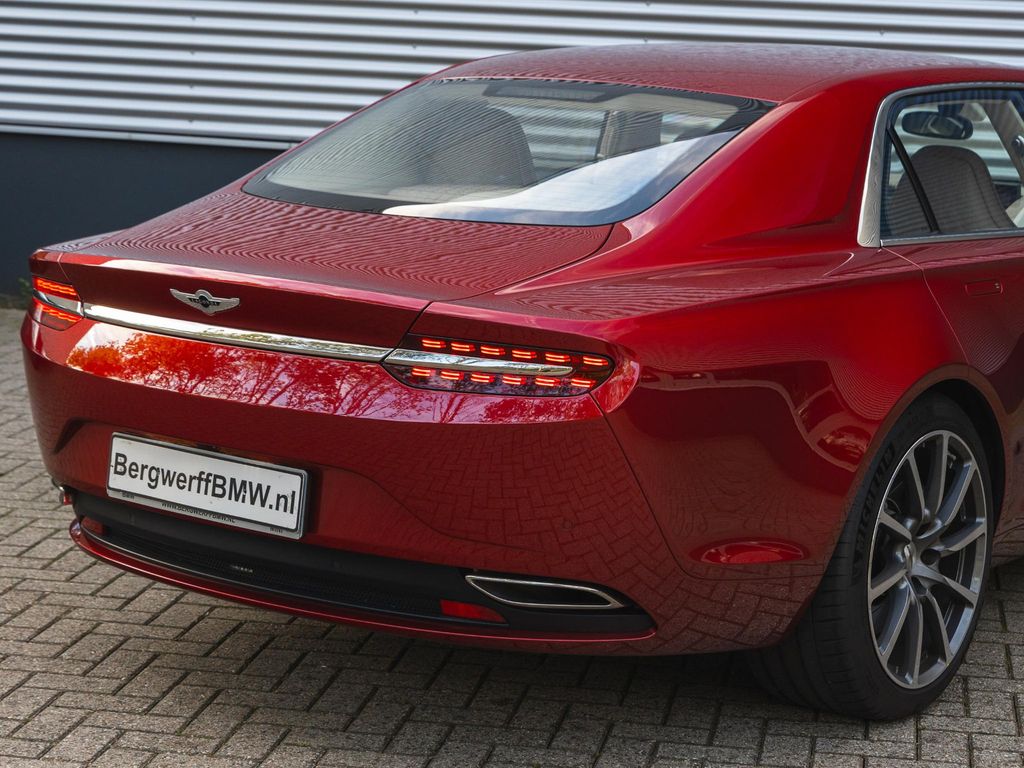 Aston Martin Lagonda 2015