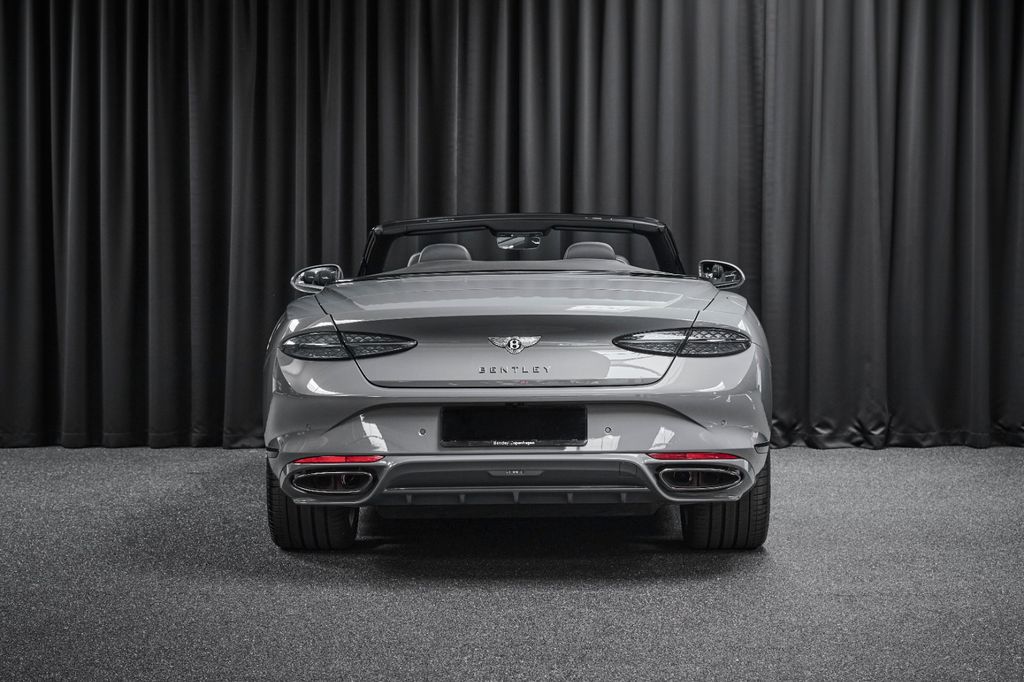 Bentley Continental GTC 2025