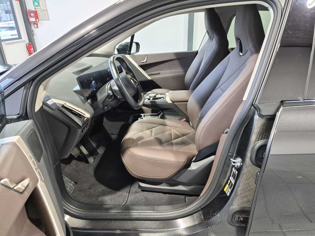 BMW iX 2023