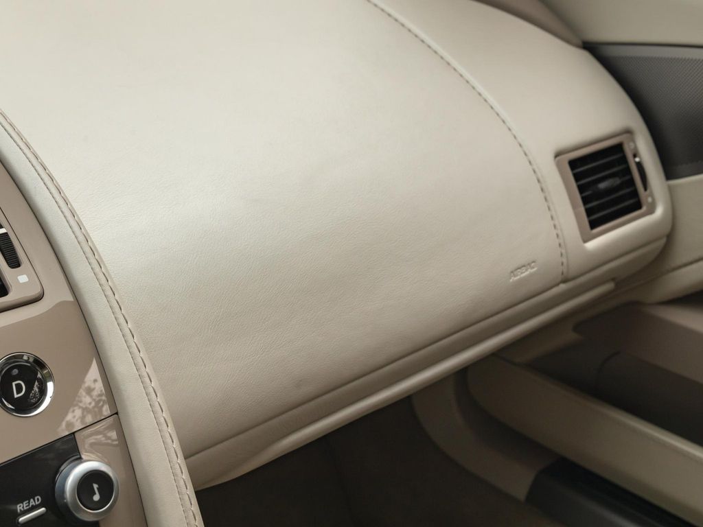 Aston Martin Lagonda 2015