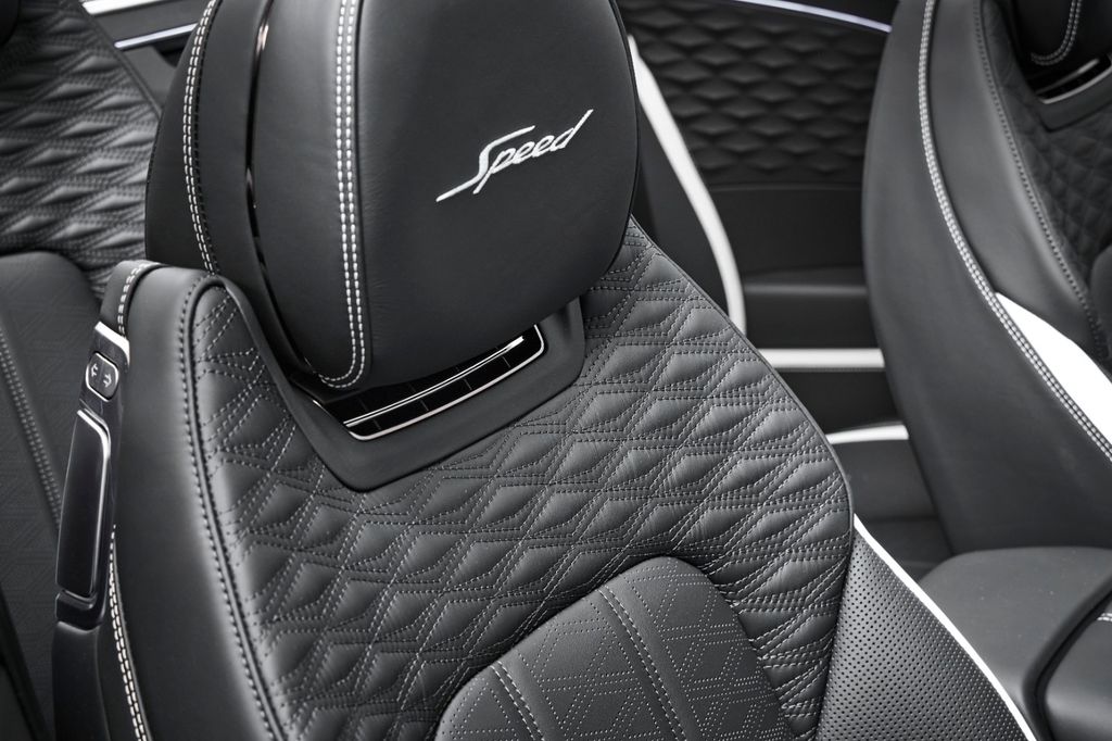 Bentley Continental GTC 2025