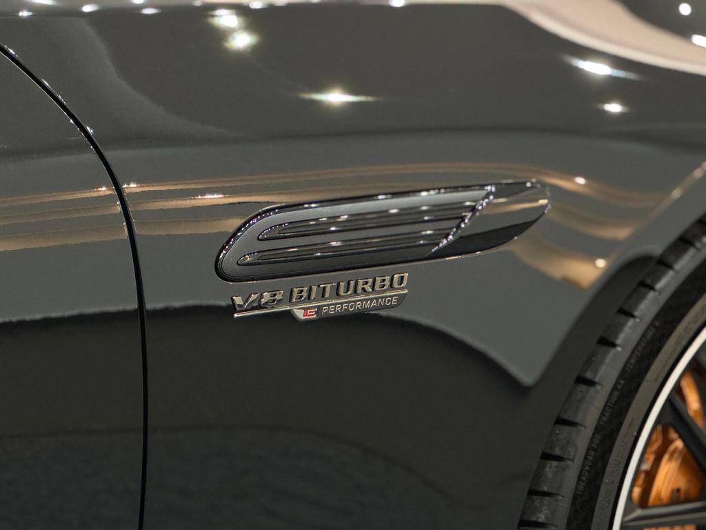 Mercedes-Benz SL 63 AMG 2024