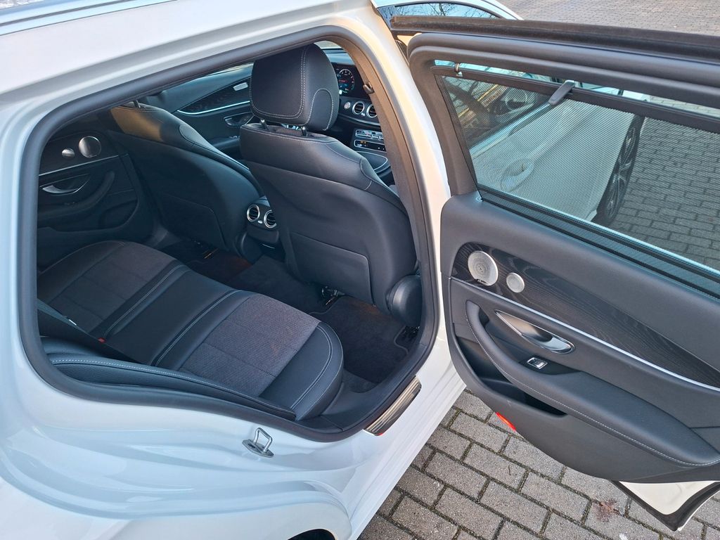 Mercedes-Benz E 300 2022