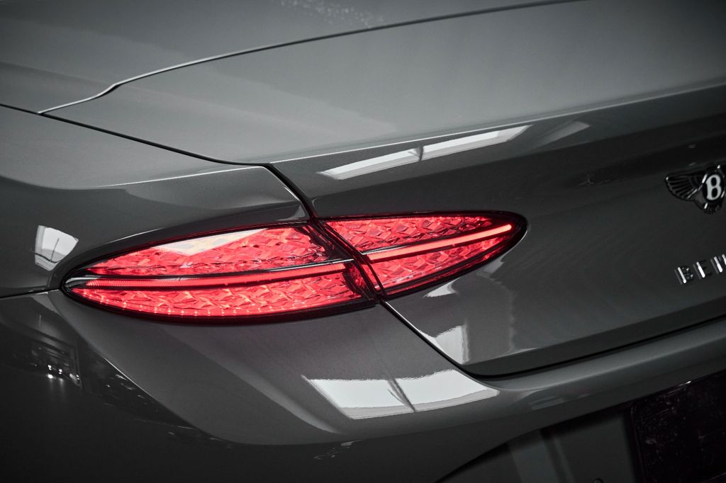 Bentley Continental GTC 2025