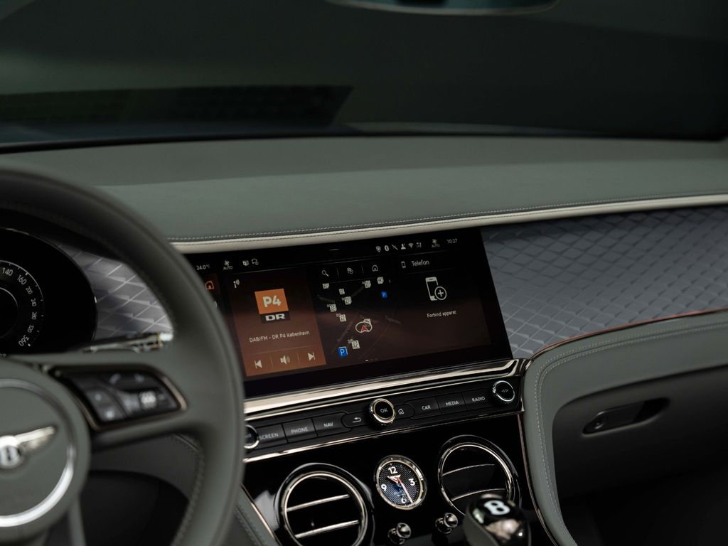 Bentley Continental GTC 2025