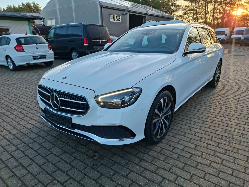 Mercedes-Benz E 300 2022