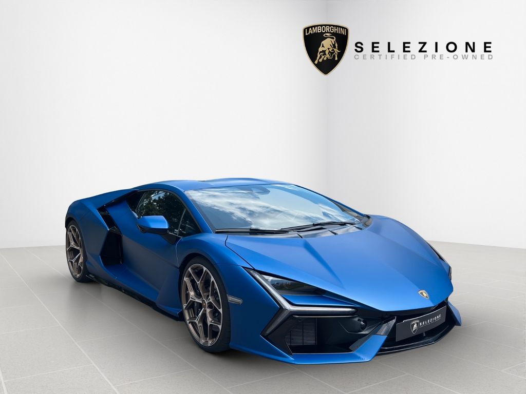 Lamborghini Revuelto 2024