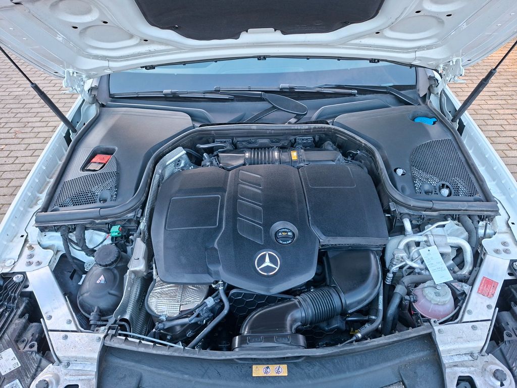 Mercedes-Benz E 300 2022