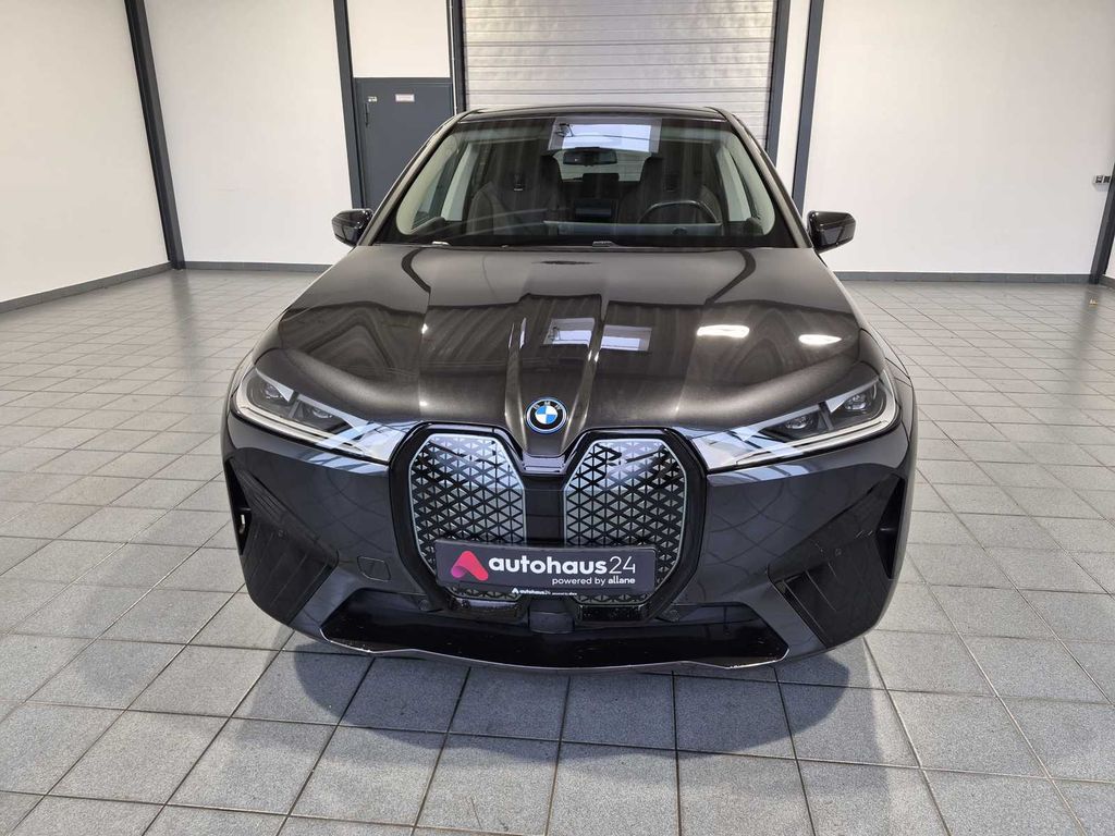 BMW iX 2023