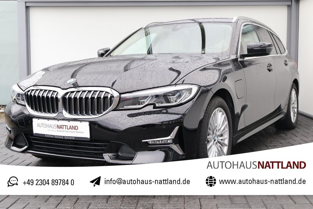BMW 330 2021