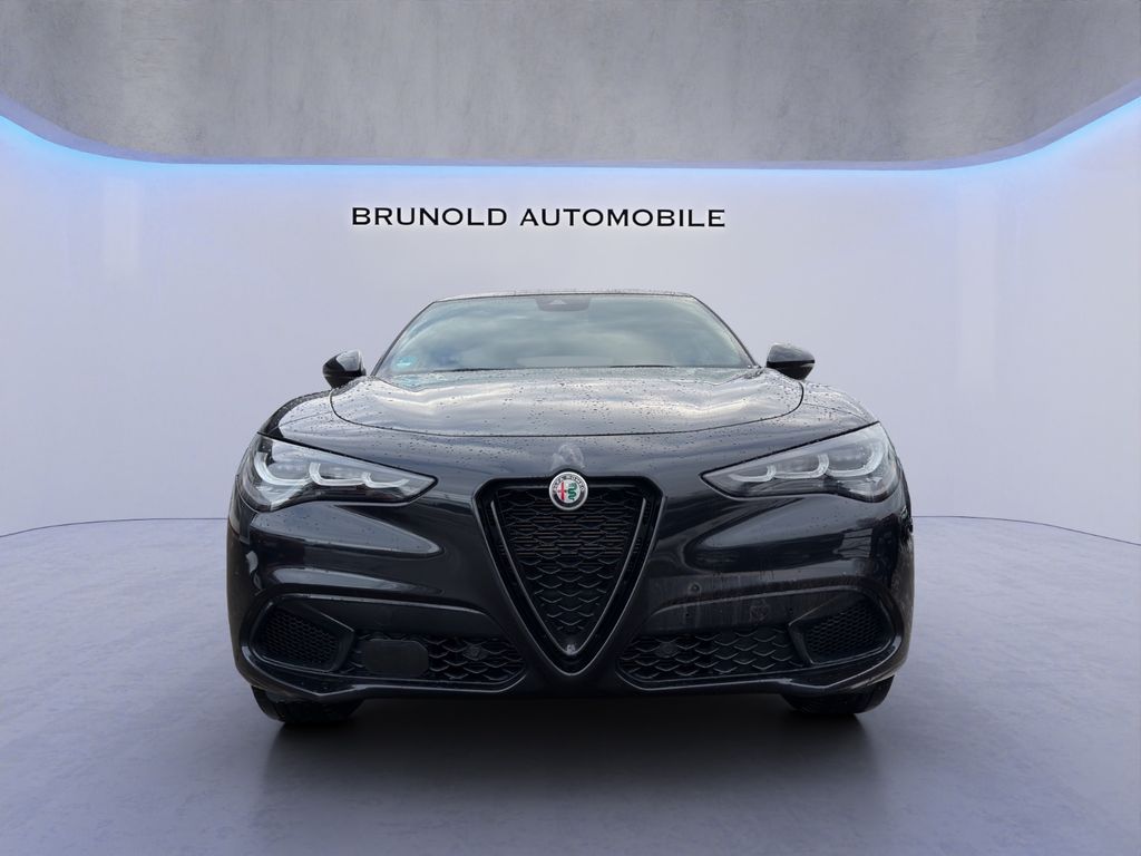 Alfa Romeo Stelvio 2023